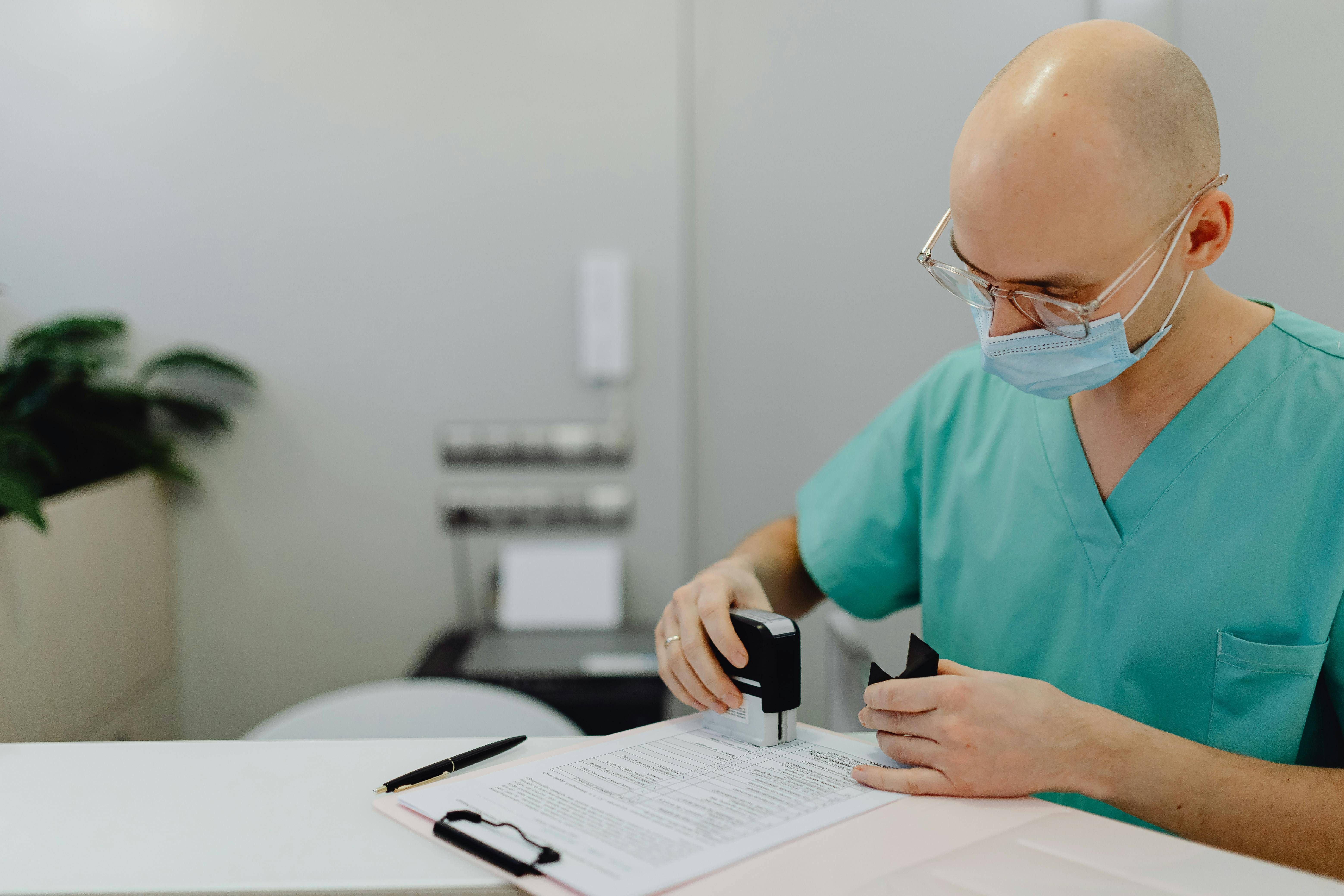 Resolución 1884/2024: Lo que todo líder en salud debe saber